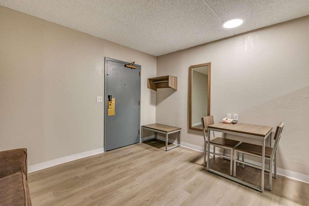 Suburban Studios Milwaukee Airport Ruang foto